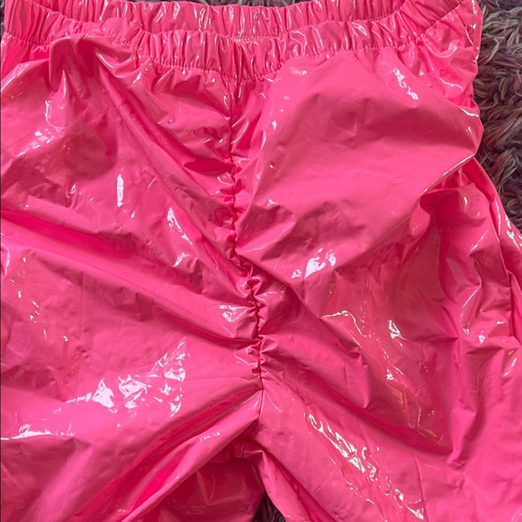 Women’s  Pink vinyl Pants cotton candy pink - Picture 3 of 3